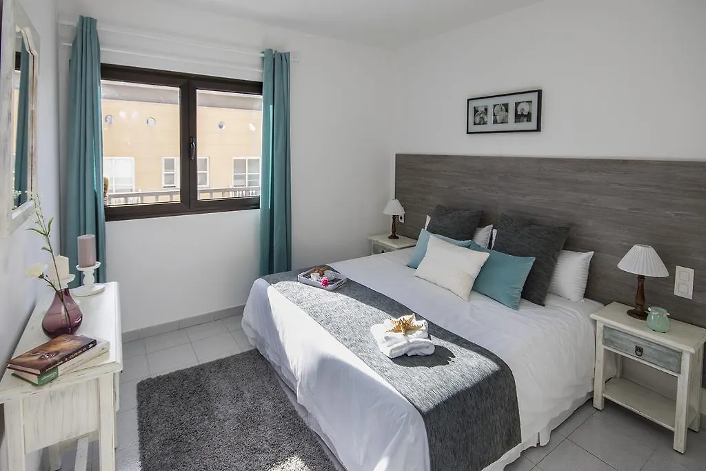 Apartamento Almirante Vv contacts